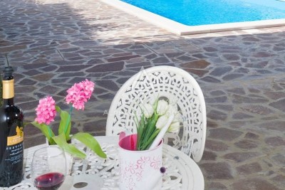 Oprtalj, Livade, Istria: Incantevole casa con piscina e vista su Motovun