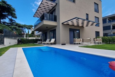 ISTRA, TAR - Geräumige Wohnung mit Pool