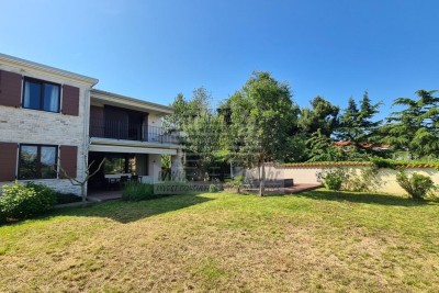 Villa moderna e lussuosa vicino al mare