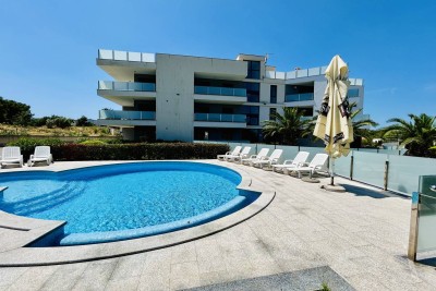 BANJOLE, VOLME, EKSKLUZIVA AGENCIJE , STAN SAMO 200 METARA OD MORA I PLAŽE