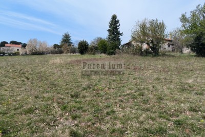 Višnjan, okolica, zemljište u mirnom okruženju