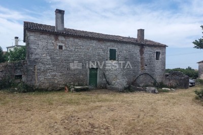 Authentisches Istrisches Haus in der Nähe von Višnjan, Großer Garten