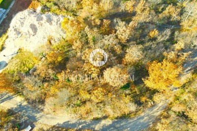 Gradbeno zemljišče s pogledom na morje - Idealno za gradnjo vile