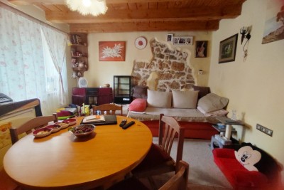 Kamena kuća u nizu , 5 km od Poreča