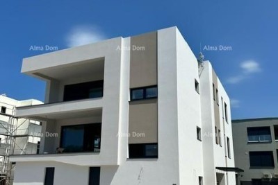 Prodajemo stan v novogradnji s vrtom! ŠTINJAN.