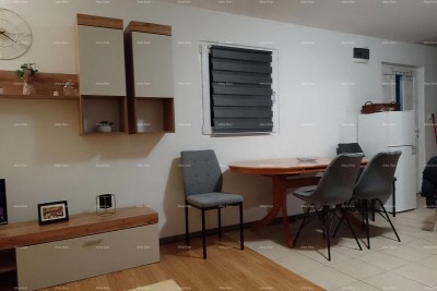 In italiano, il titolo si traduce come: